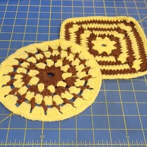 Vintage Handmade Crochet Heating Pad Cream & Brown 7"